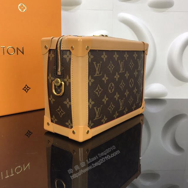 LV女包 M44478黃皮 頂級原單 路易威登 Soft Trunk手袋 LV老花 女斜挎包  ydh2868